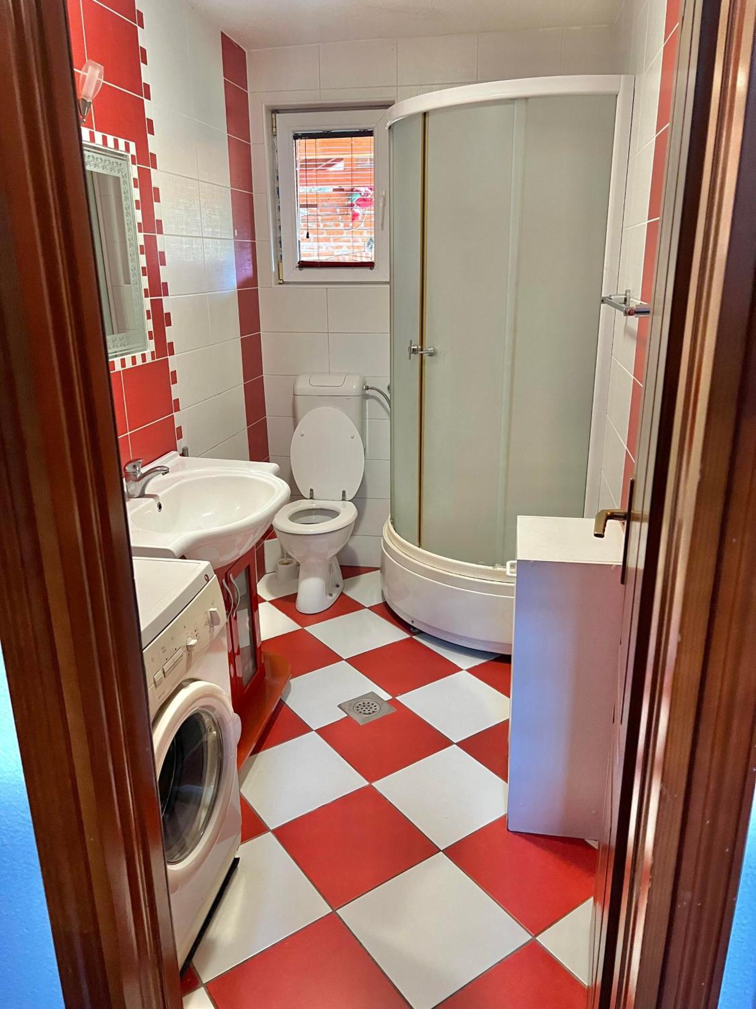Holiday Homer Kuca Na Obali Vrbasa Banja Luka Esterno foto