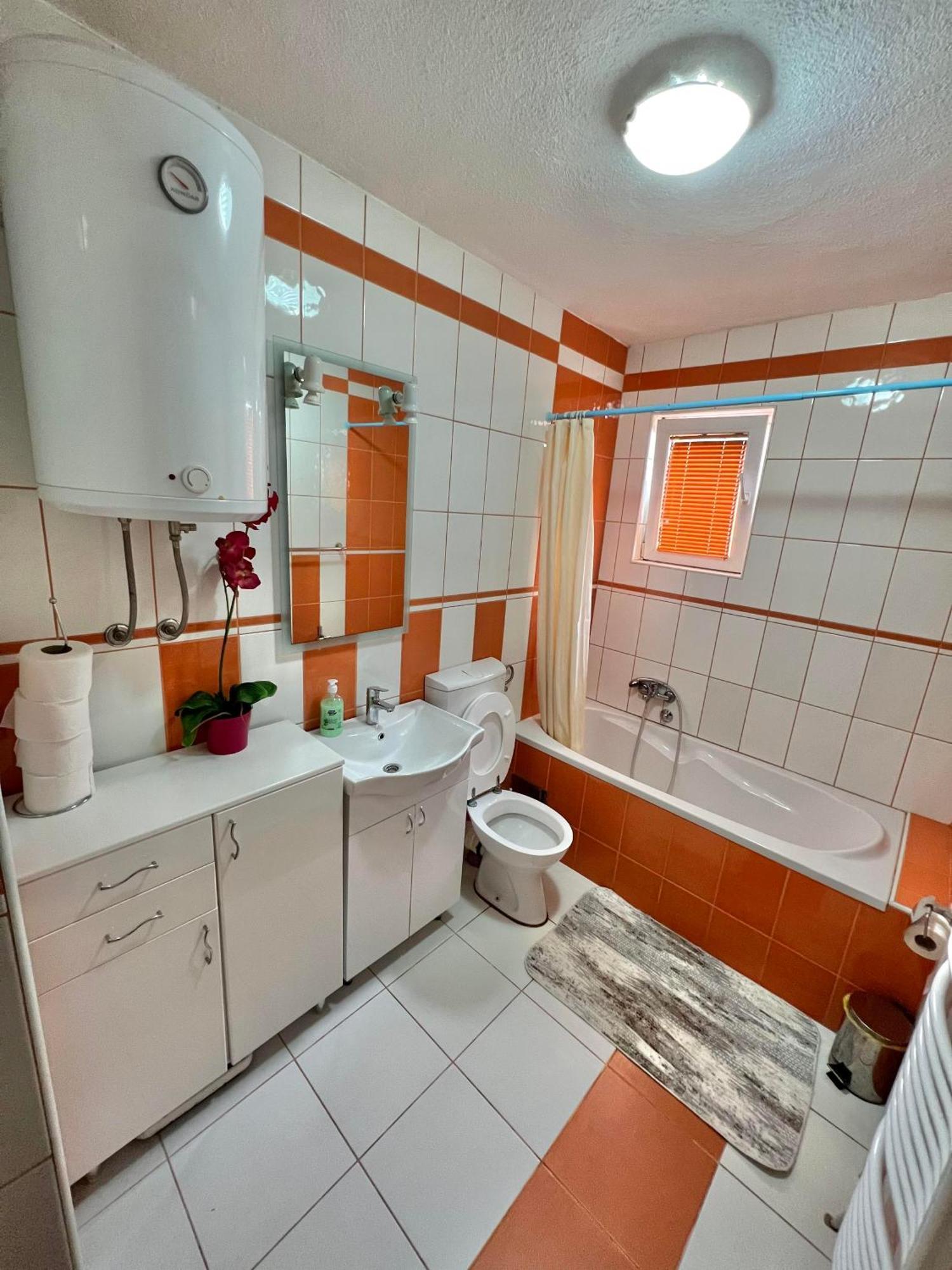 Holiday Homer Kuca Na Obali Vrbasa Banja Luka Esterno foto